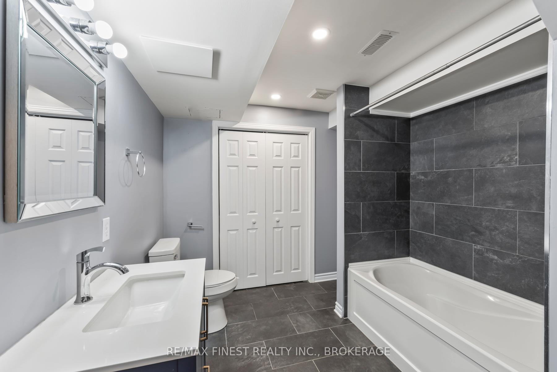 Photo 38 of 423 Maureen Street, Kingston, Kingston East (Incl Barret Crt) — HOMEH