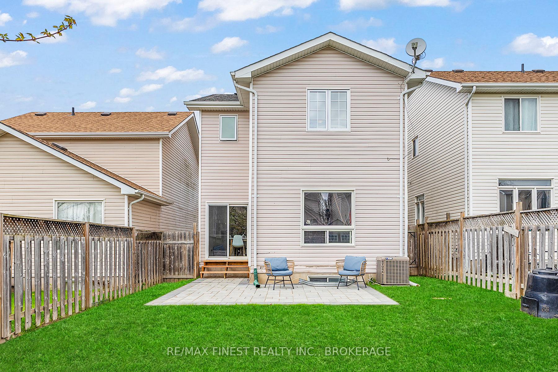 Photo 44 of 423 Maureen Street, Kingston, Kingston East (Incl Barret Crt) — HOMEH