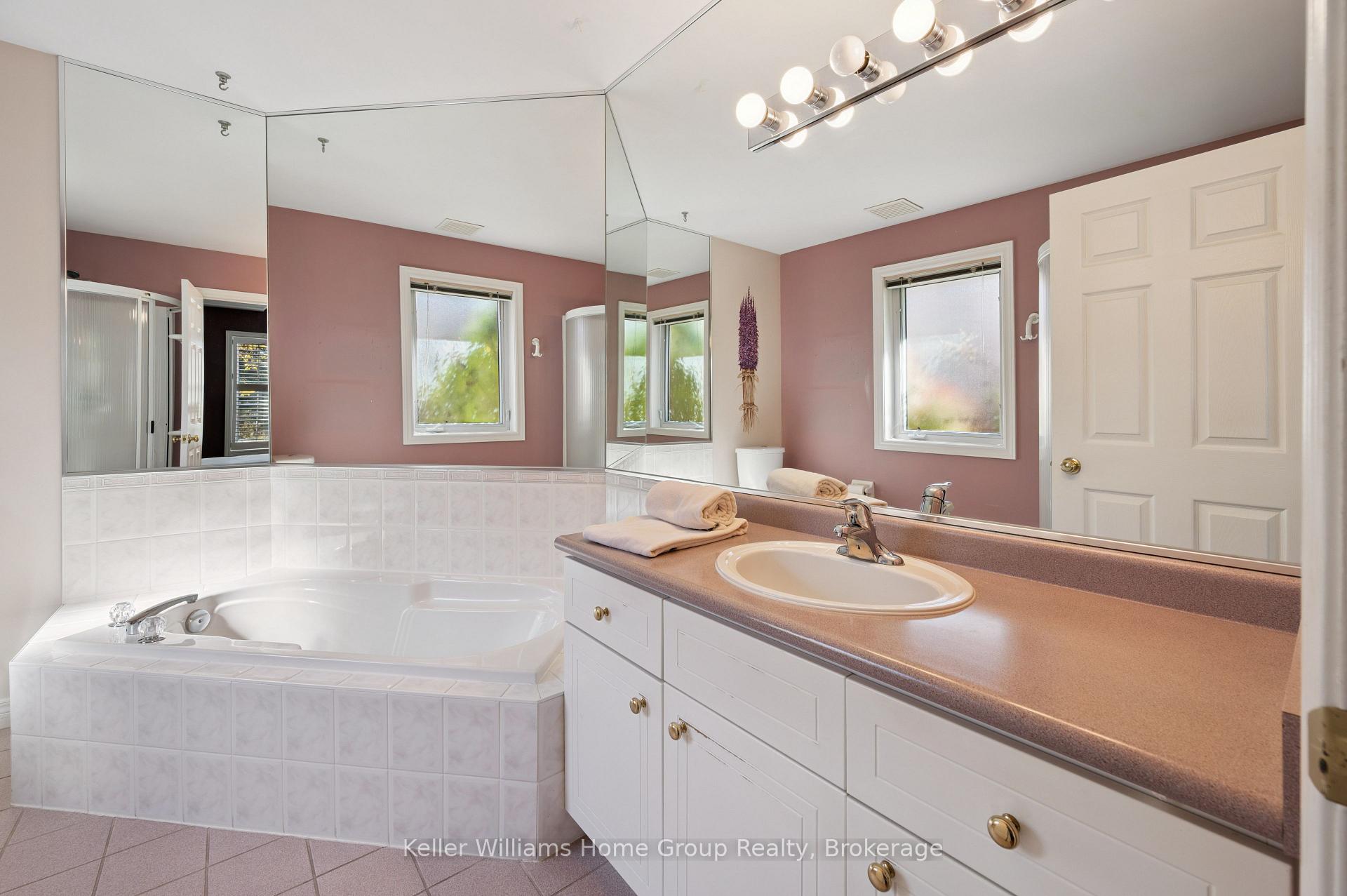 Photo 23 of 66 Kortright Road E, Guelph, Kortright East — HOMEH