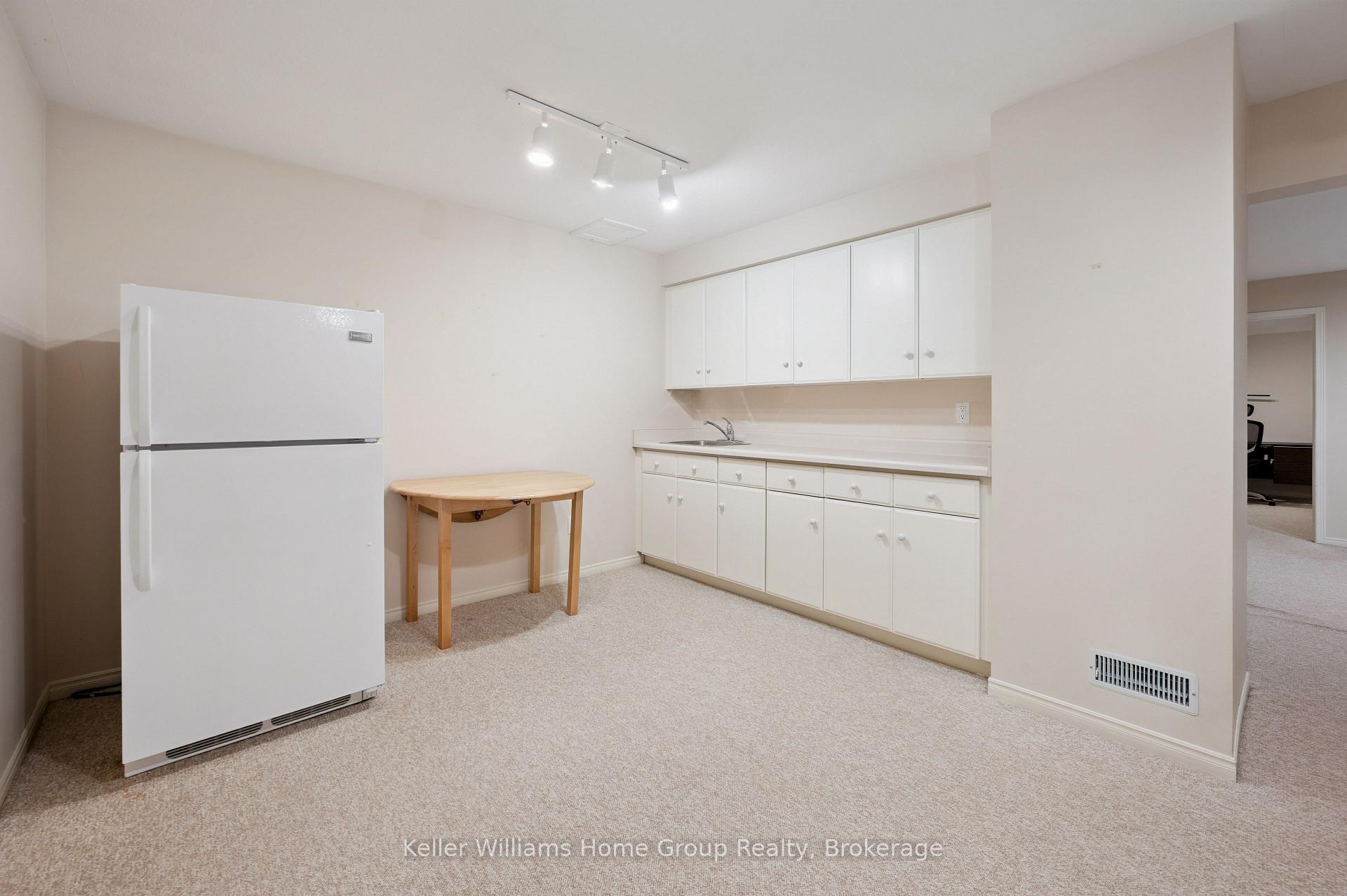 Photo 34 of 66 Kortright Road E, Guelph, Kortright East — HOMEH