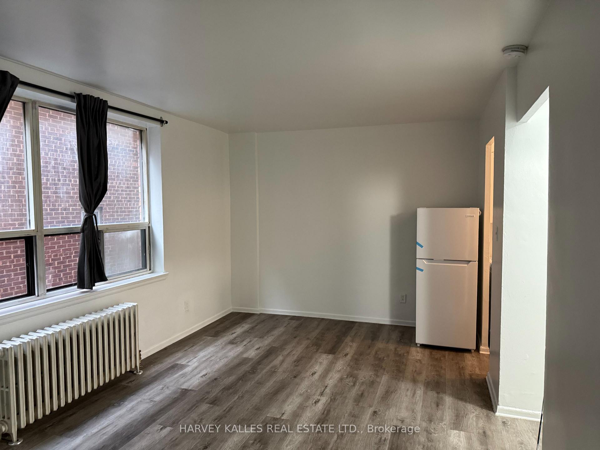 Photo 7 of Unit 203, 1582 Bathurst Street, Toronto, Humewood-Cedarvale — HOMEH