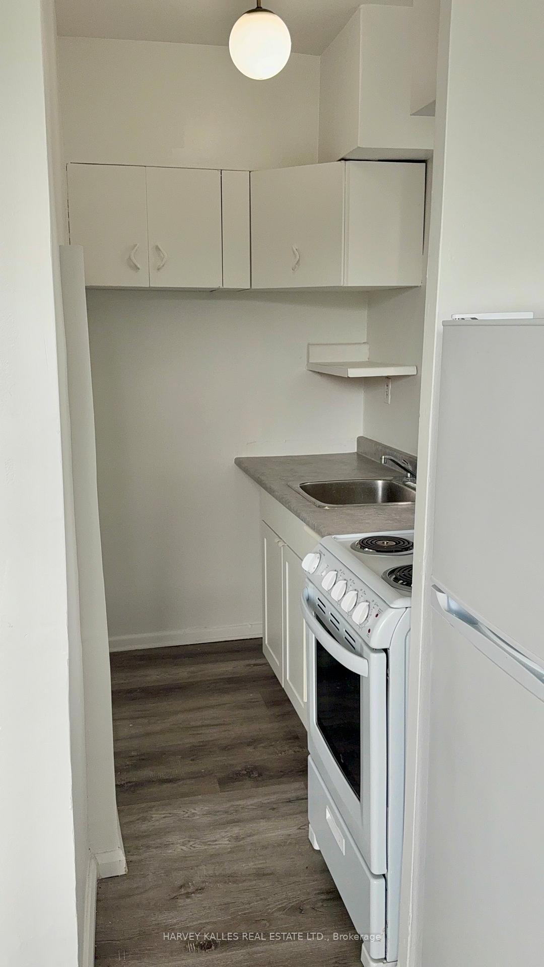 Photo 6 of Unit 305, 1582 Bathurst Street, Toronto, Humewood-Cedarvale — HOMEH