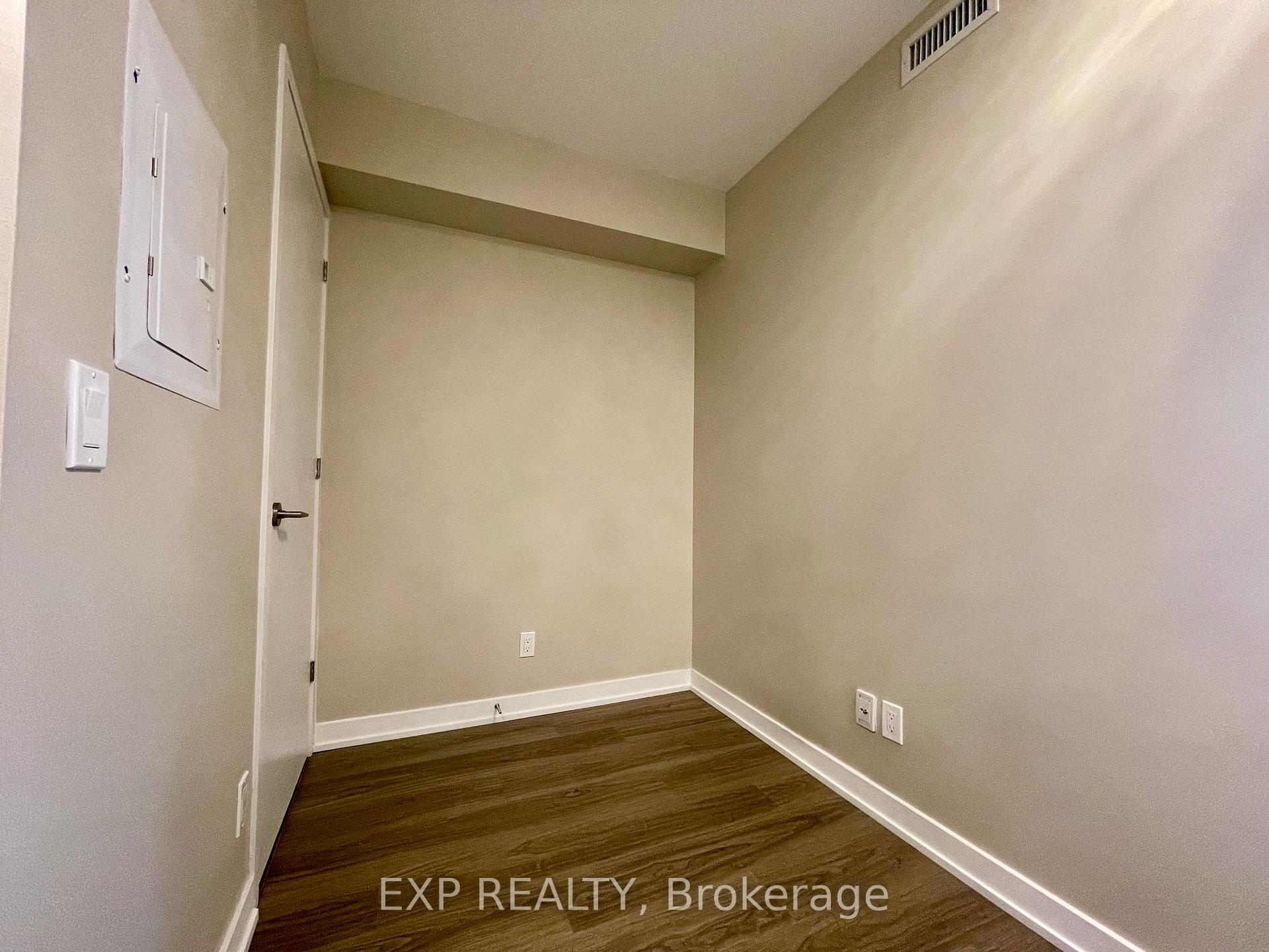 Photo 5 of Unit 1208, 501 Yonge Street, Toronto, Church-Yonge Corridor — HOMEH