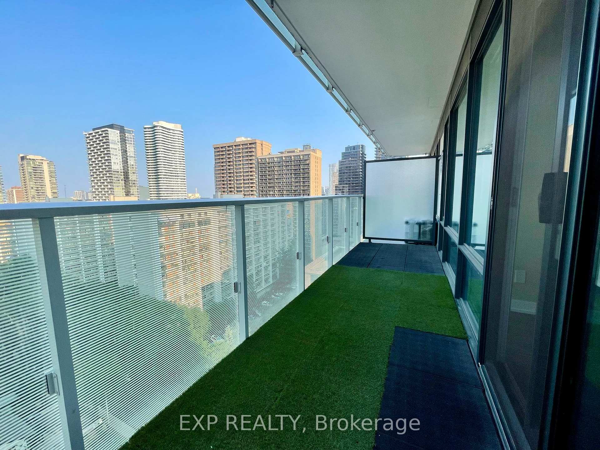 Photo 13 of Unit 1208, 501 Yonge Street, Toronto, Church-Yonge Corridor — HOMEH
