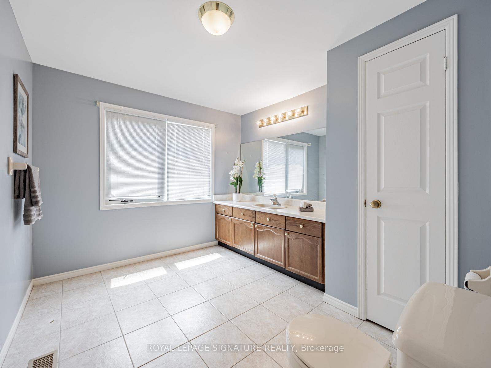 Photo 18 of 288 Howell Crescent, Pickering, Rougemount — HOMEH