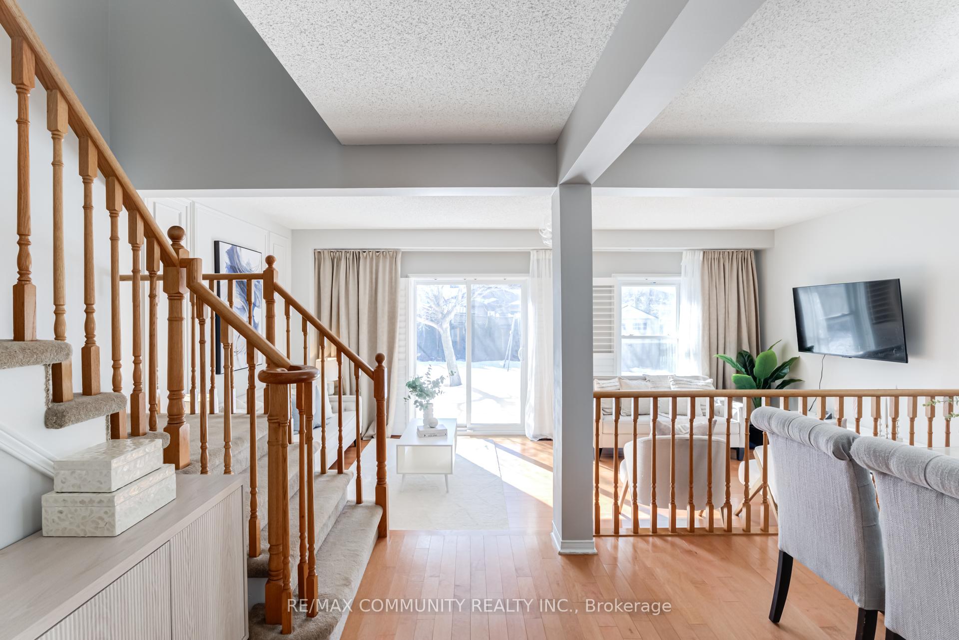 Photo 15 of 8 Simnick Crescent, Clarington, Courtice — HOMEH