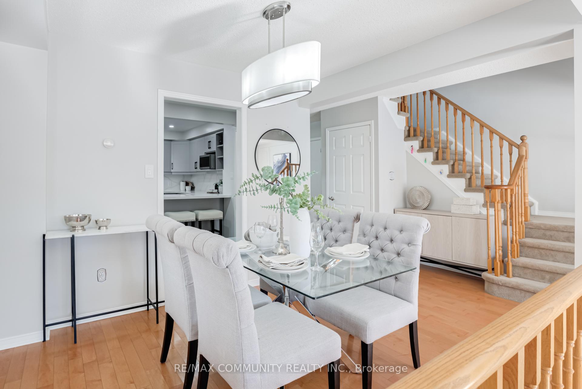 Photo 7 of 8 Simnick Crescent, Clarington, Courtice — HOMEH