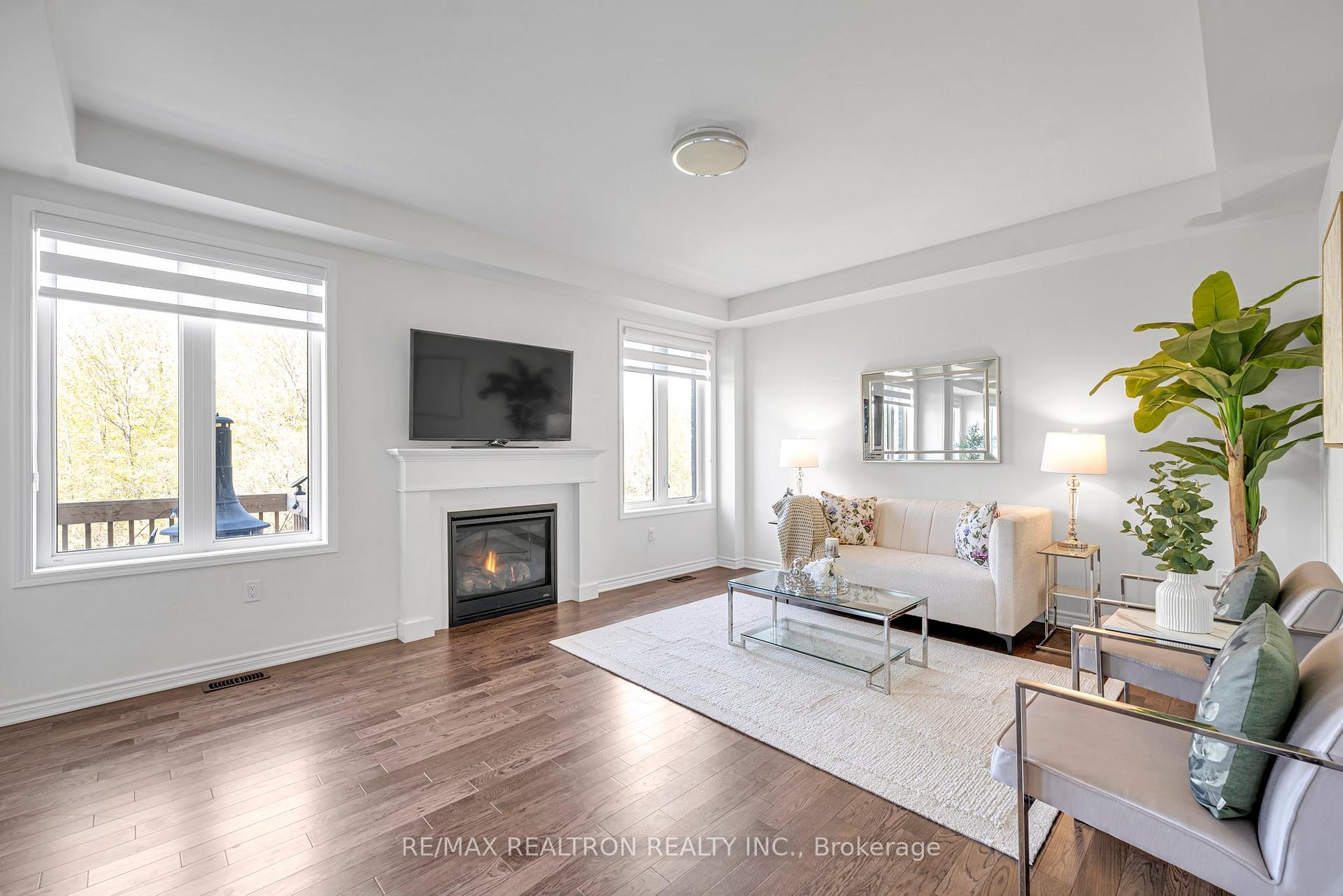 Photo 3 of 3038 Hollyberry Trail, Pickering, Rural Pickering — HOMEH