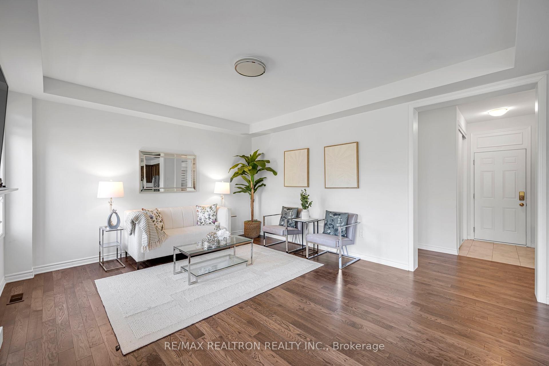 Photo 9 of 3038 Hollyberry Trail, Pickering, Rural Pickering — HOMEH