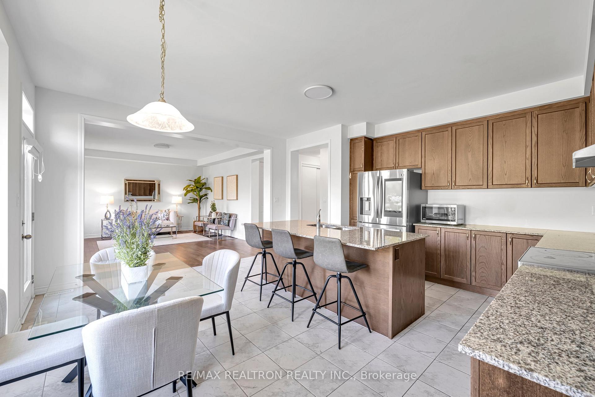 Photo 7 of 3038 Hollyberry Trail, Pickering, Rural Pickering — HOMEH