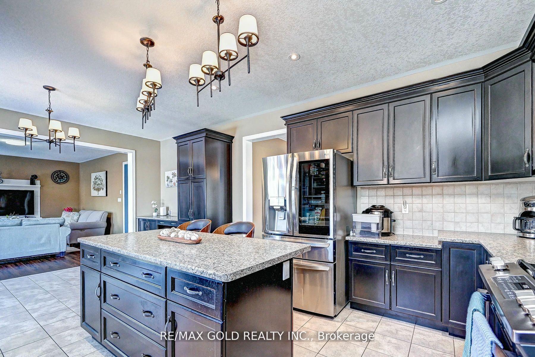 Photo 20 of 238 David Elsey Street, Kitchener — HOMEH