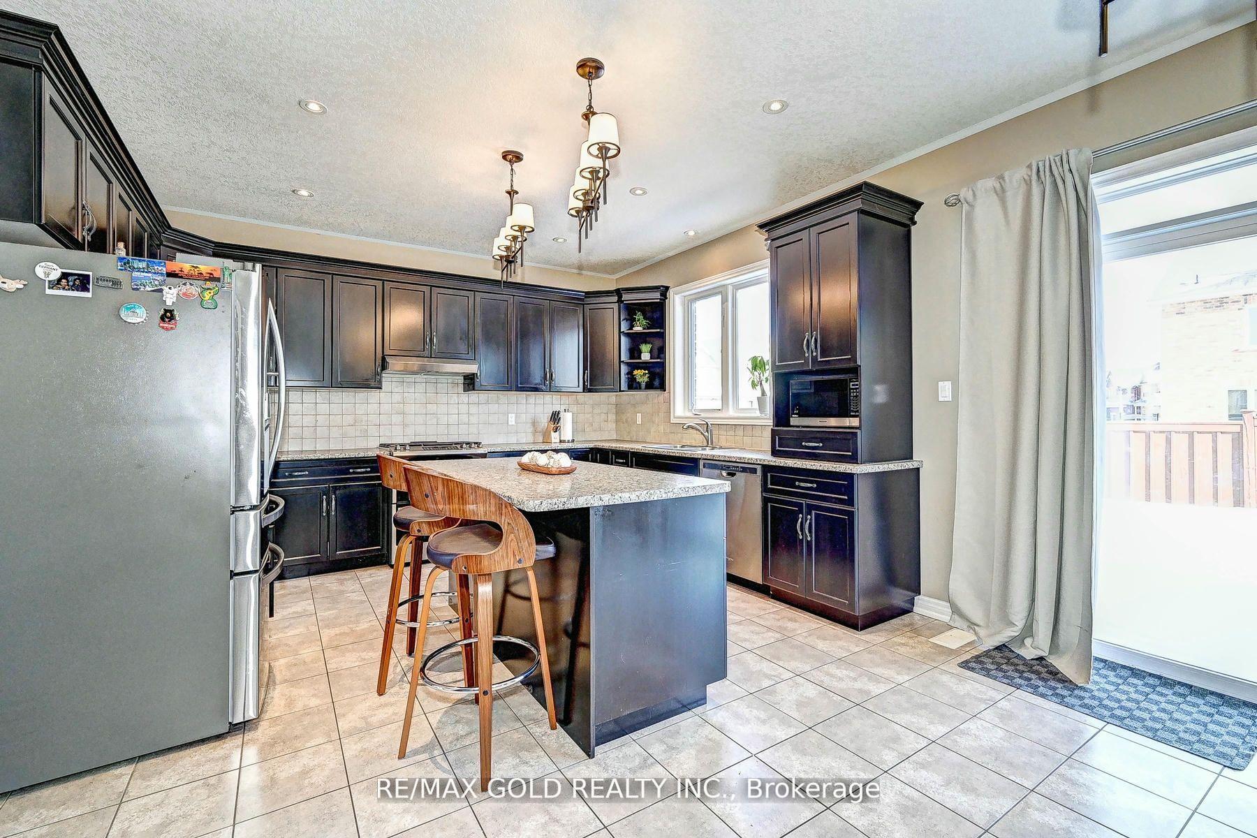 Photo 15 of 238 David Elsey Street, Kitchener — HOMEH