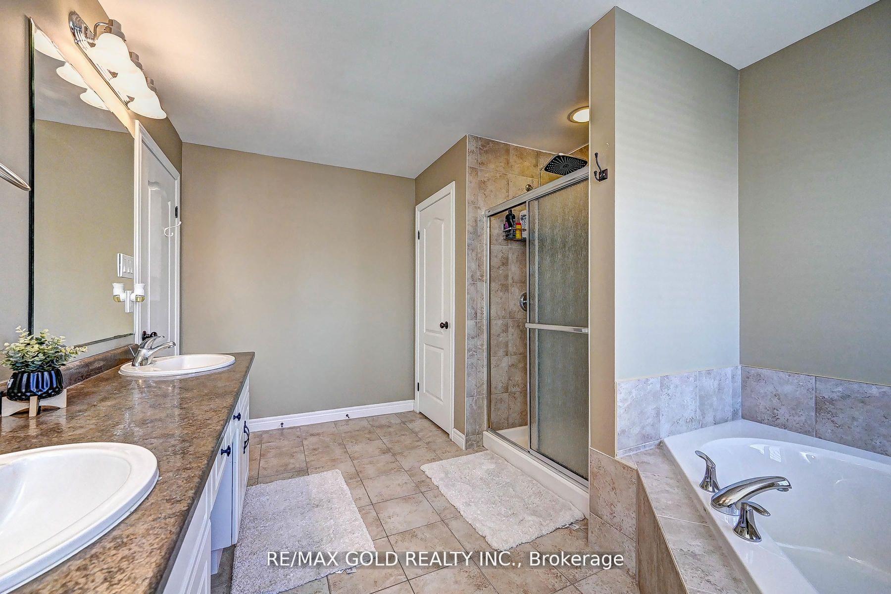 Photo 16 of 238 David Elsey Street, Kitchener — HOMEH