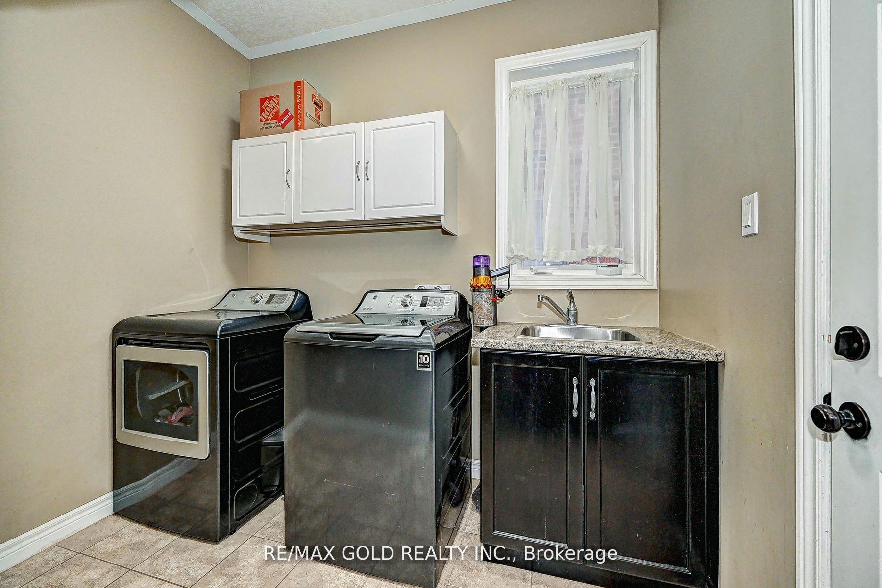 Photo 44 of 238 David Elsey Street, Kitchener — HOMEH