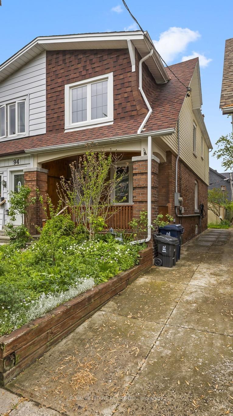 Front of 96 Woodington Avenue