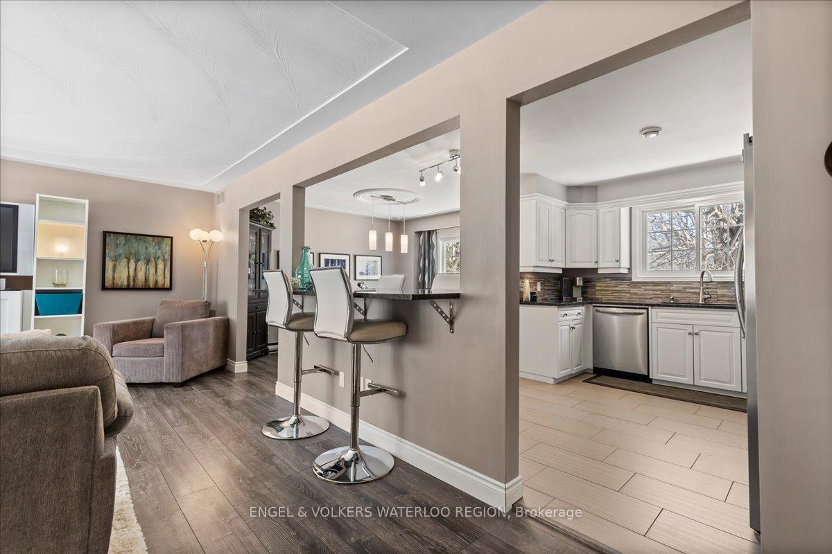 Photo 8 of 300 Craigleith Drive, Waterloo — HOMEH