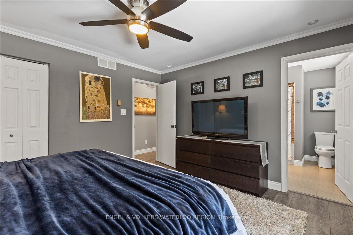 Photo 14 of 300 Craigleith Drive, Waterloo — HOMEH