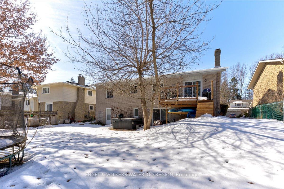 Photo 31 of 300 Craigleith Drive, Waterloo — HOMEH
