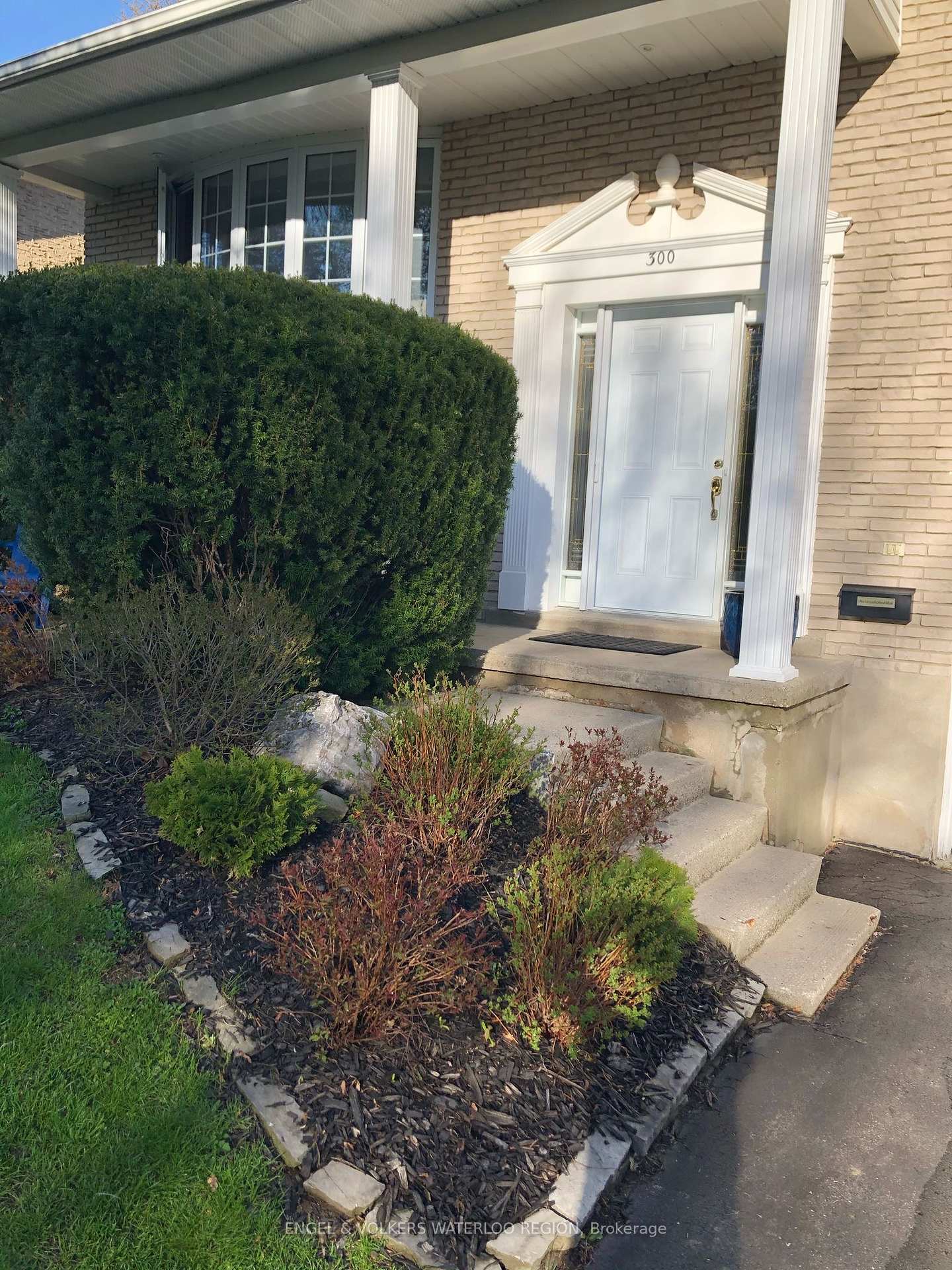 Photo 43 of 300 Craigleith Drive, Waterloo — HOMEH