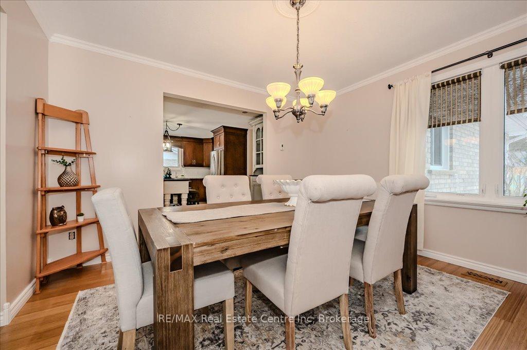 Photo 7 of 121 Erinbrook Drive, Kitchener — HOMEH