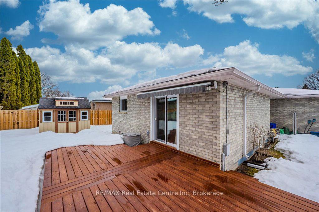 Photo 20 of 121 Erinbrook Drive, Kitchener — HOMEH