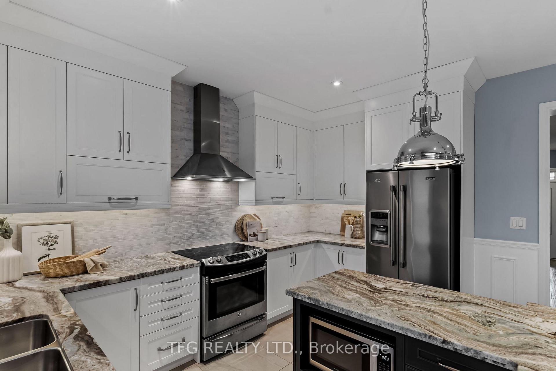 Photo 14 of 184 Varcoe Road, Clarington, Courtice — HOMEH