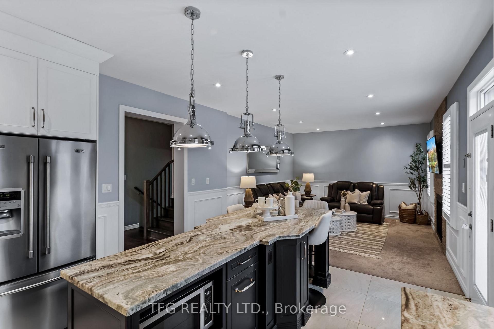 Photo 11 of 184 Varcoe Road, Clarington, Courtice — HOMEH