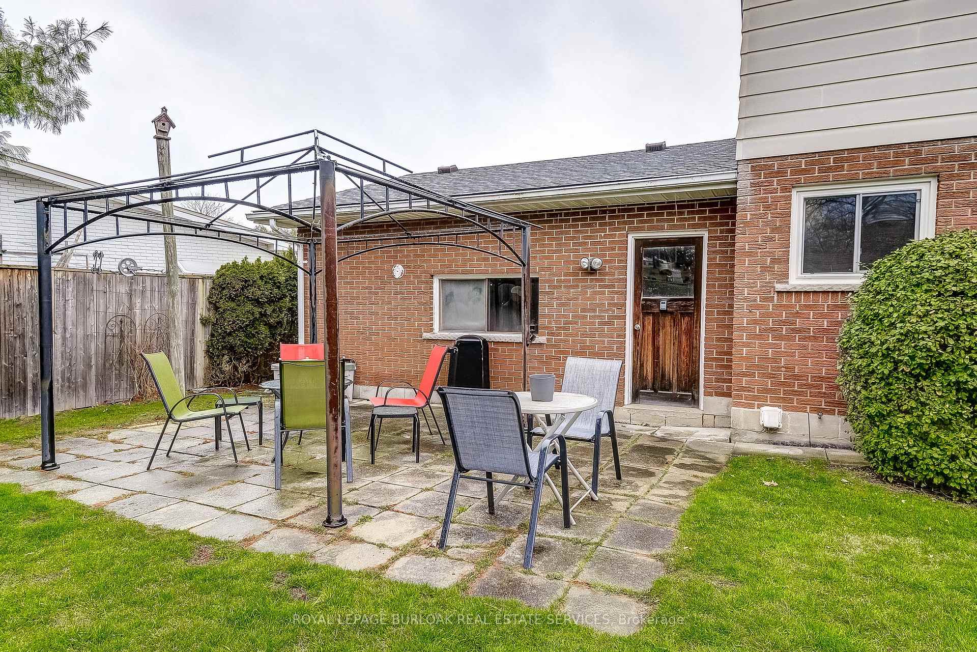 Photo 38 of 5 Thorburn Place, Haldimand — HOMEH