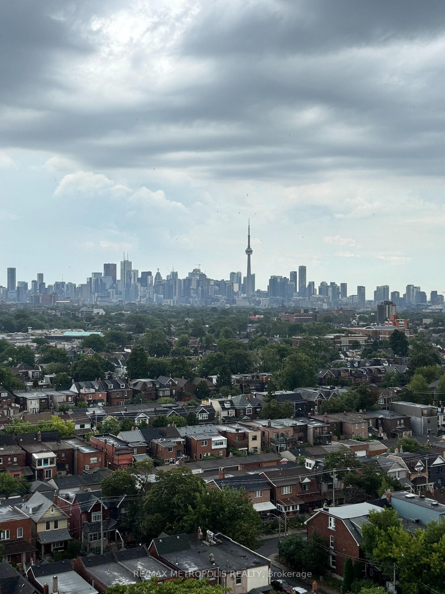 Photo 2 of Unit 1520, 181 Sterling Road, Toronto, Dufferin Grove — HOMEH