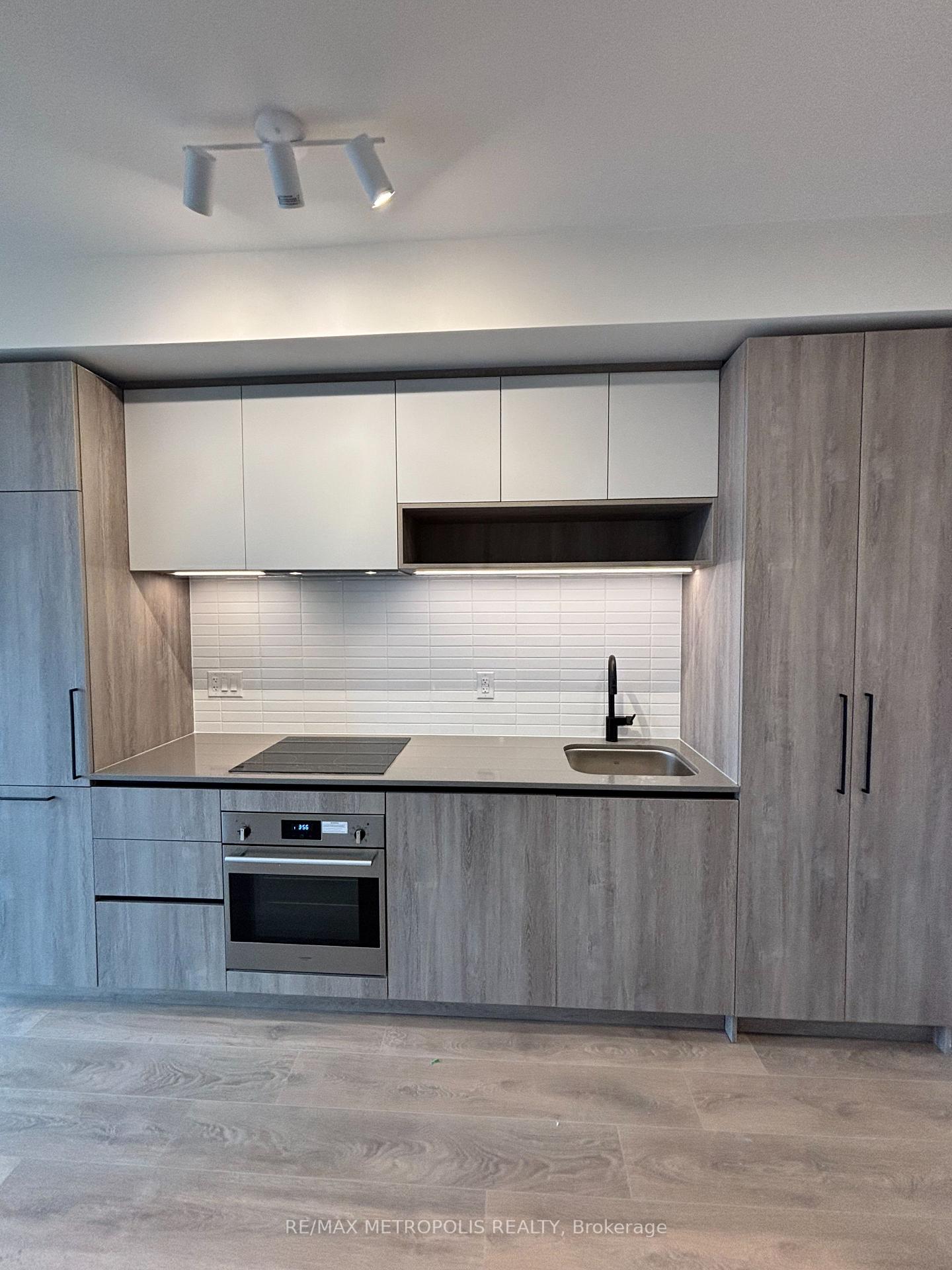Photo 8 of Unit 1520, 181 Sterling Road, Toronto, Dufferin Grove — HOMEH