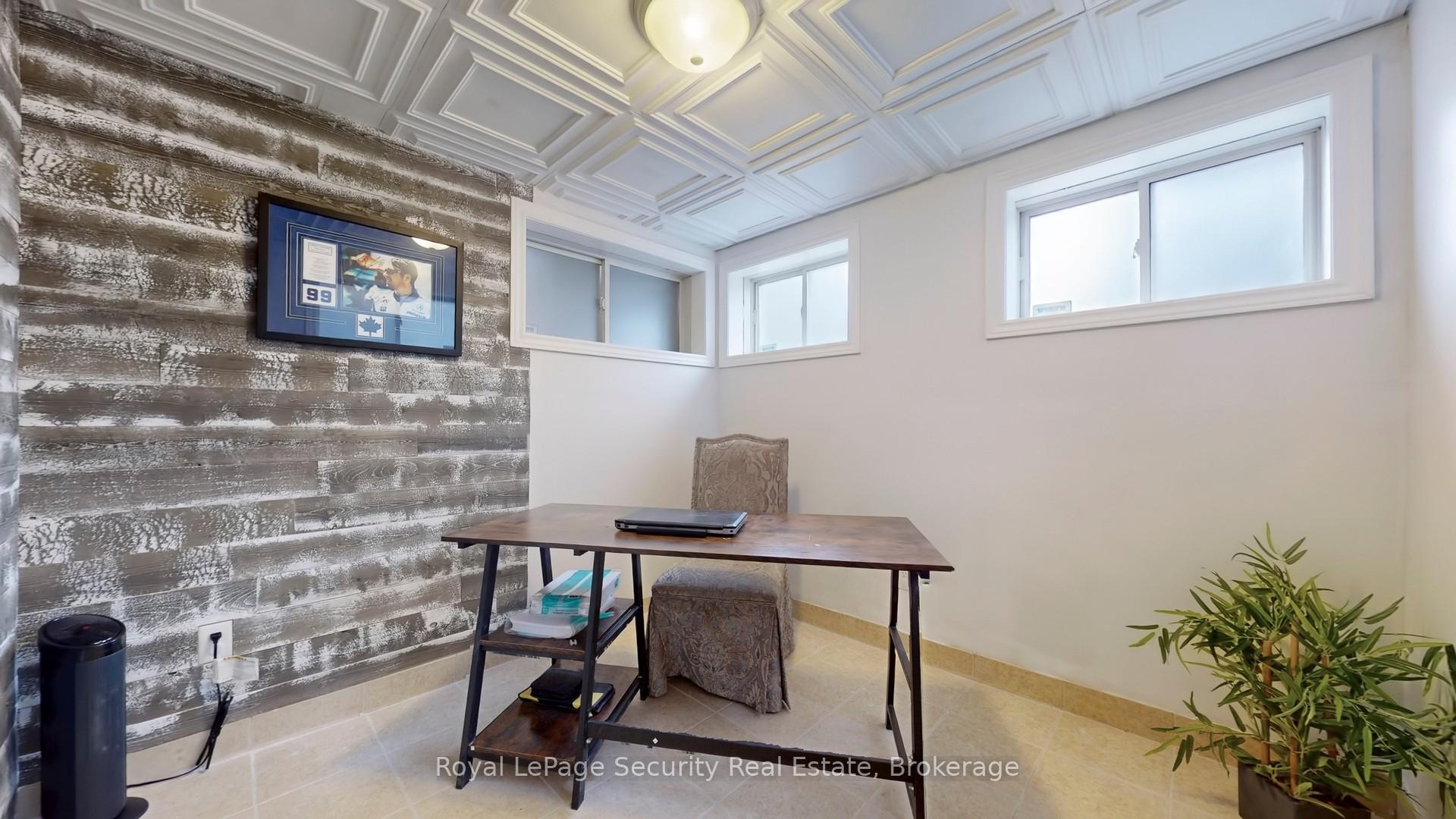Photo 41 of 15 Peak Point Boulevard, Vaughan, Rural Vaughan — HOMEH