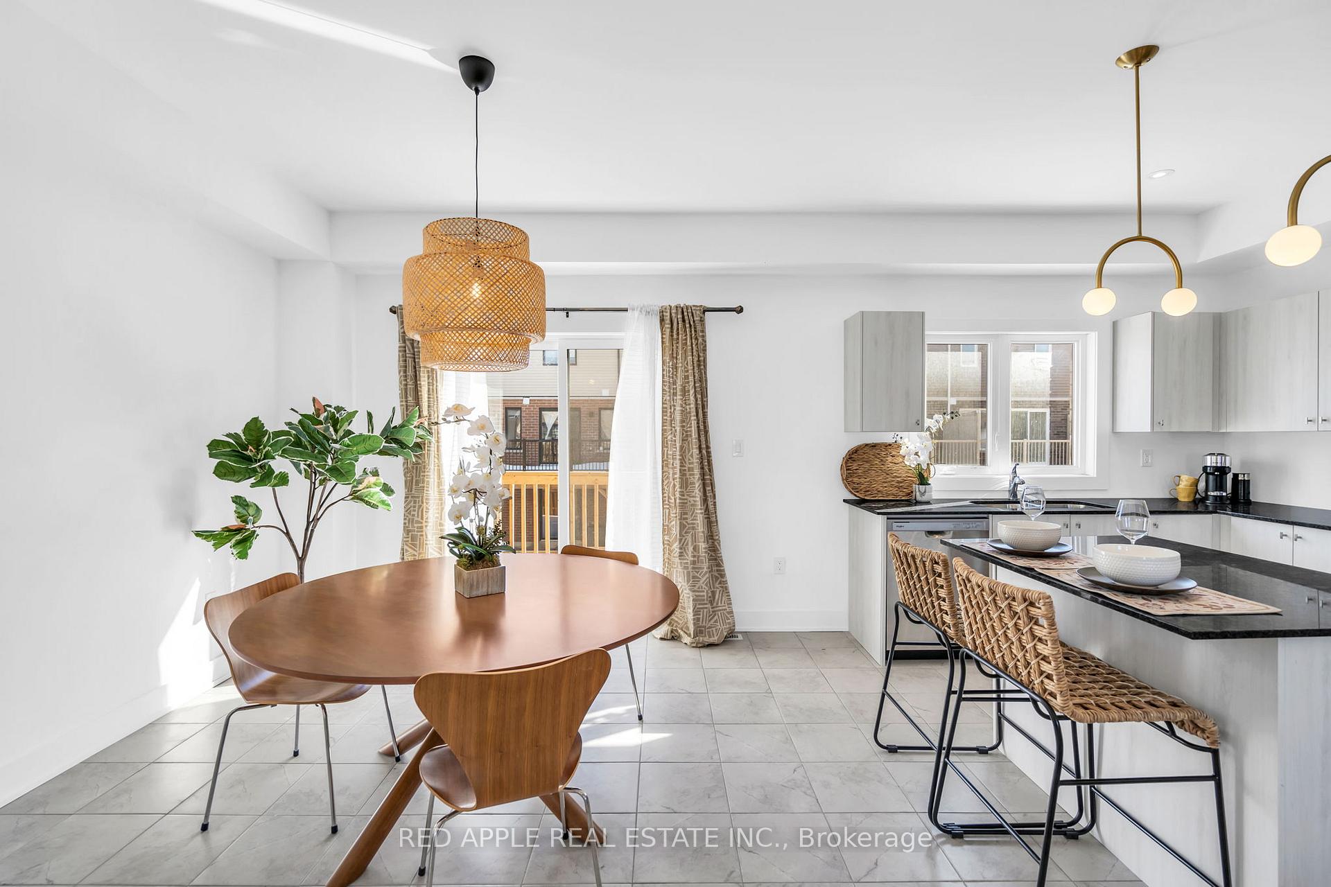 Photo 19 of 47 Harvest Crescent, Barrie, Rural Barrie Southeast — HOMEH