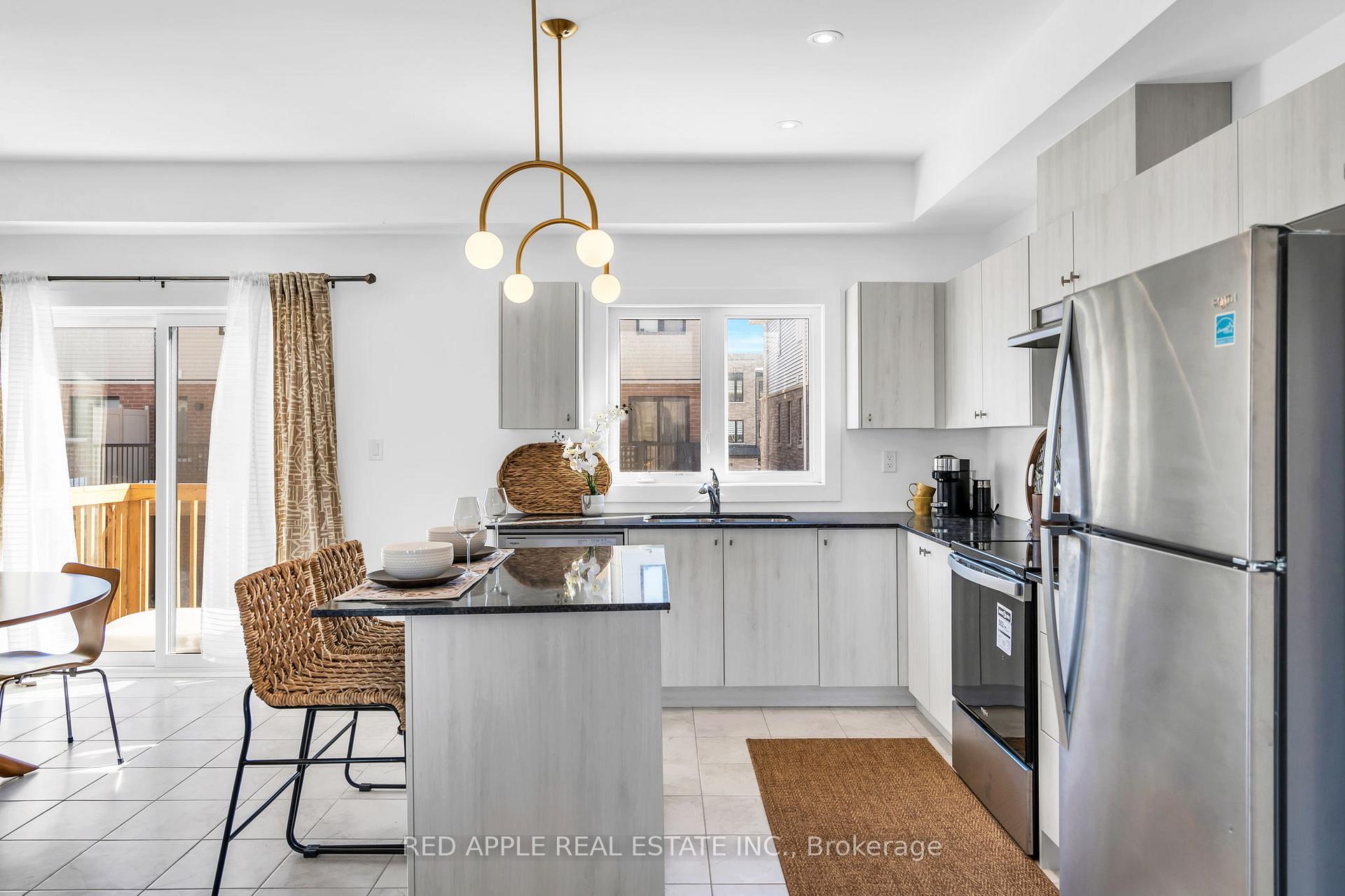 Photo 22 of 47 Harvest Crescent, Barrie, Rural Barrie Southeast — HOMEH