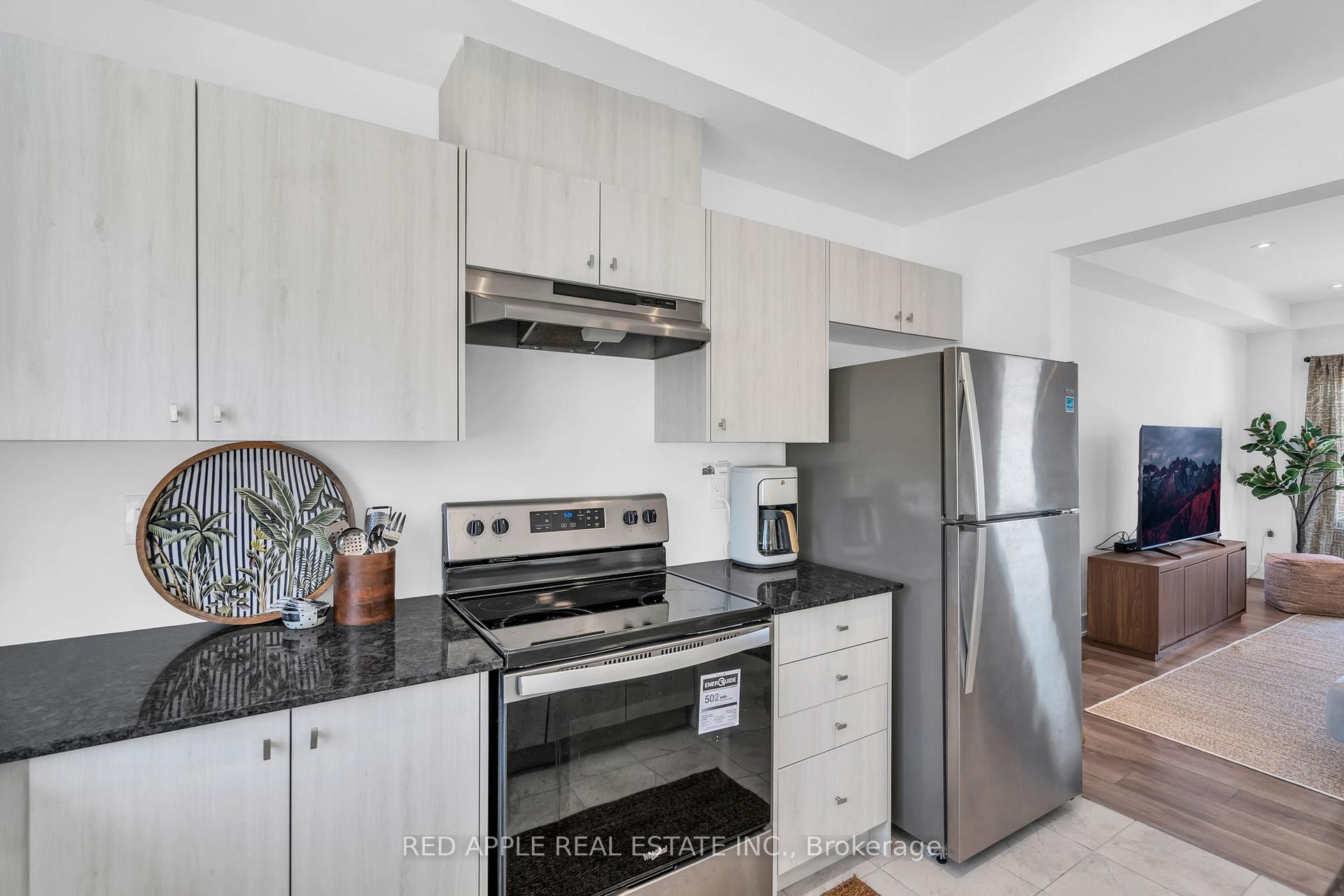 Photo 23 of 47 Harvest Crescent, Barrie, Rural Barrie Southeast — HOMEH