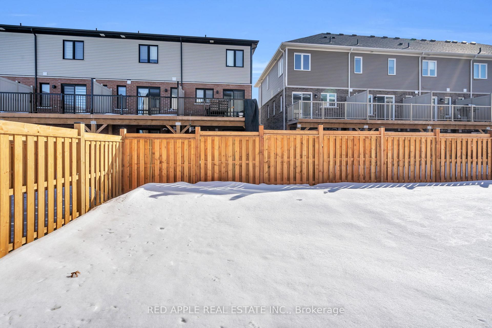 Photo 41 of 47 Harvest Crescent, Barrie, Rural Barrie Southeast — HOMEH