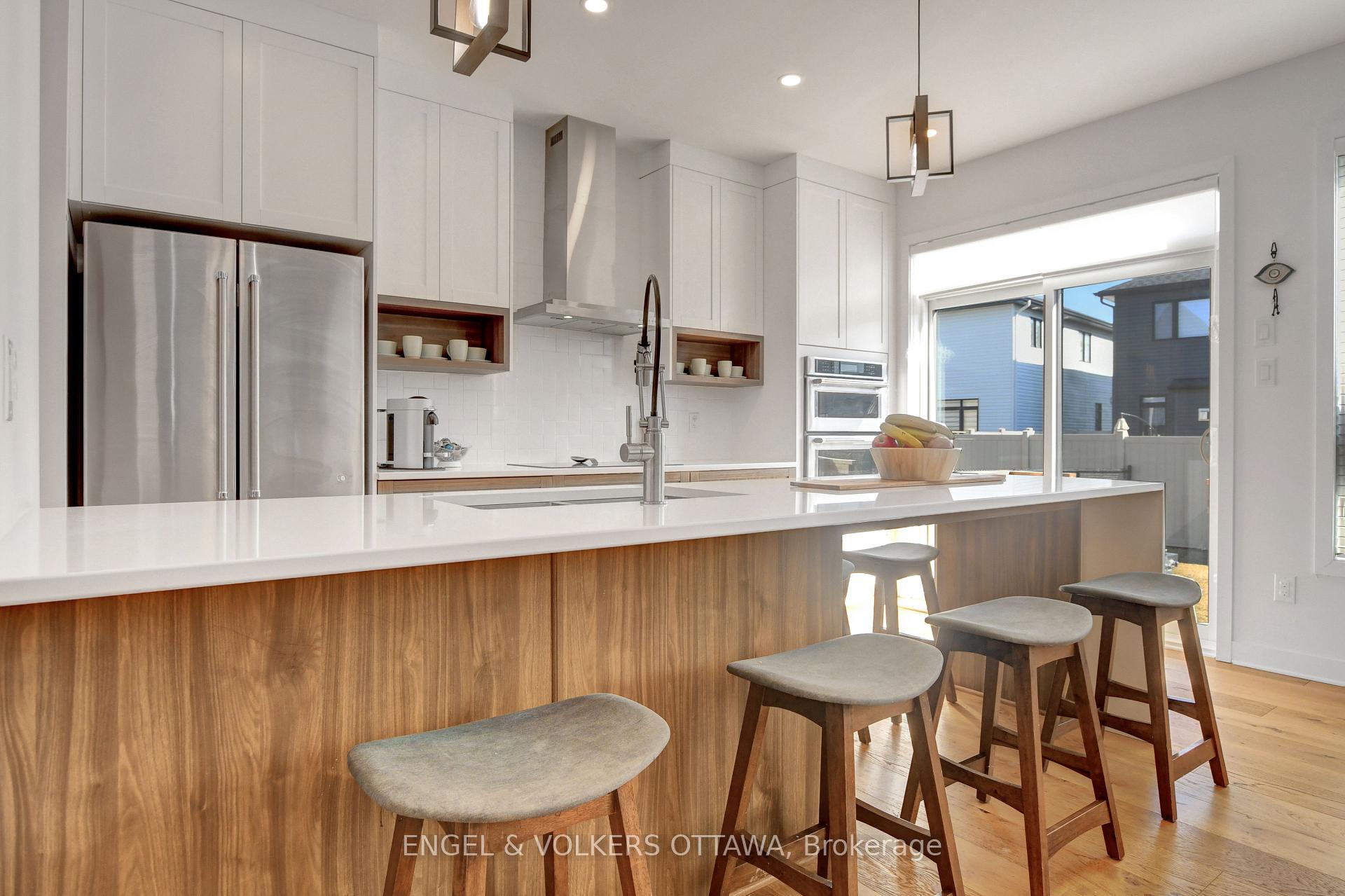 Photo 5 of 107 Dagenham Street, Ottawa, Stittsville (South) — HOMEH