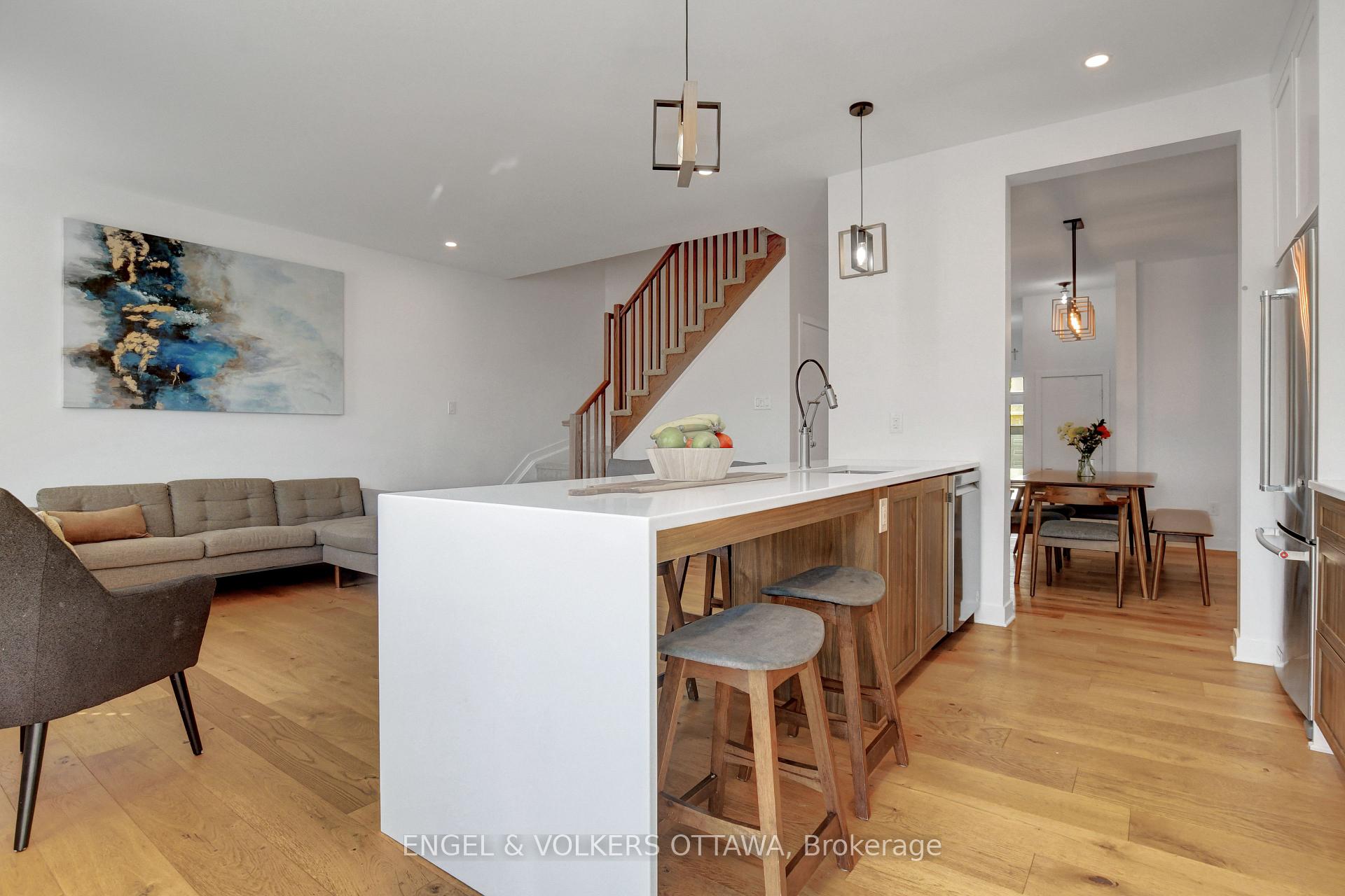 Photo 24 of 107 Dagenham Street, Ottawa, Stittsville (South) — HOMEH