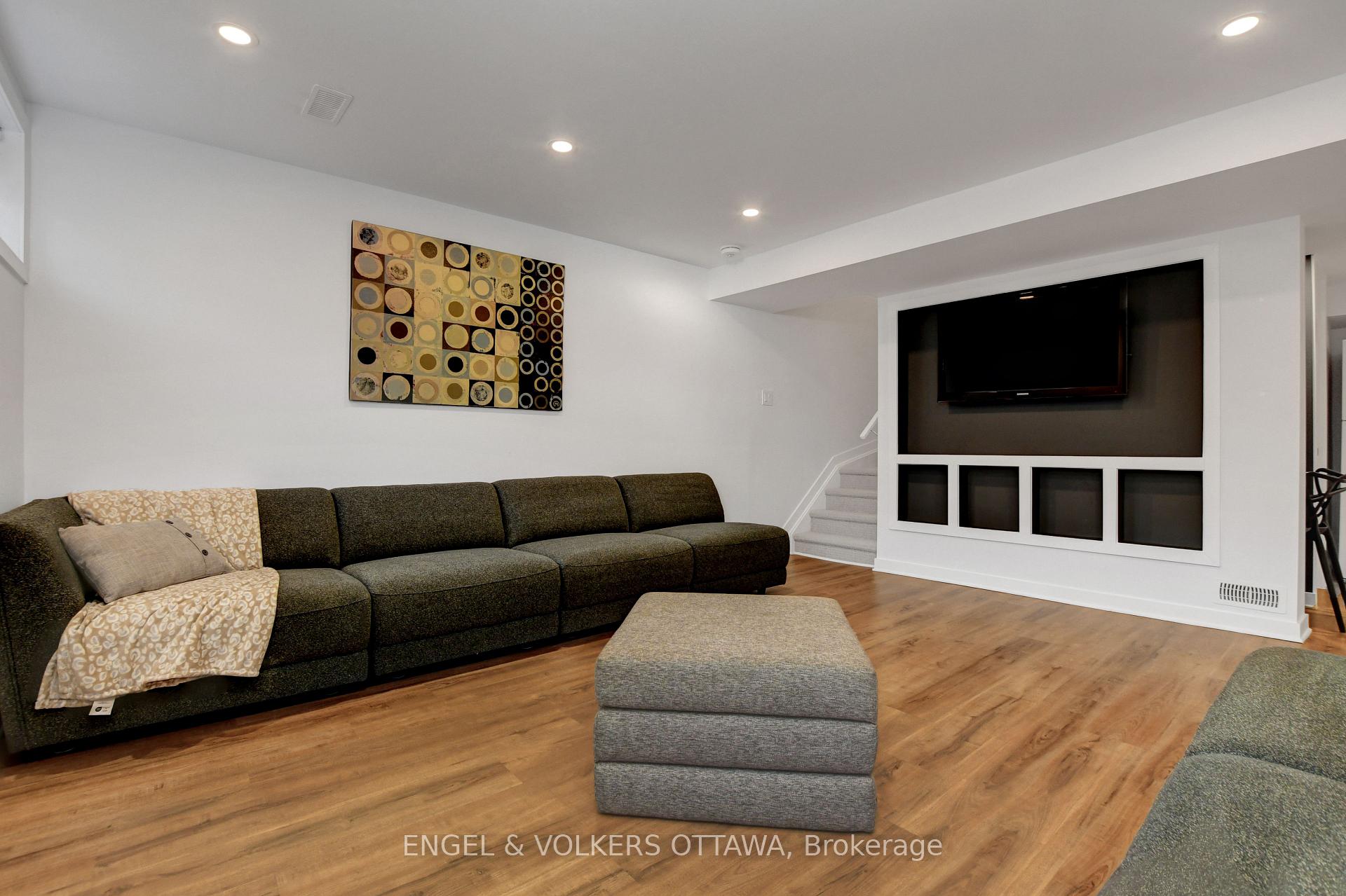 Photo 20 of 107 Dagenham Street, Ottawa, Stittsville (South) — HOMEH