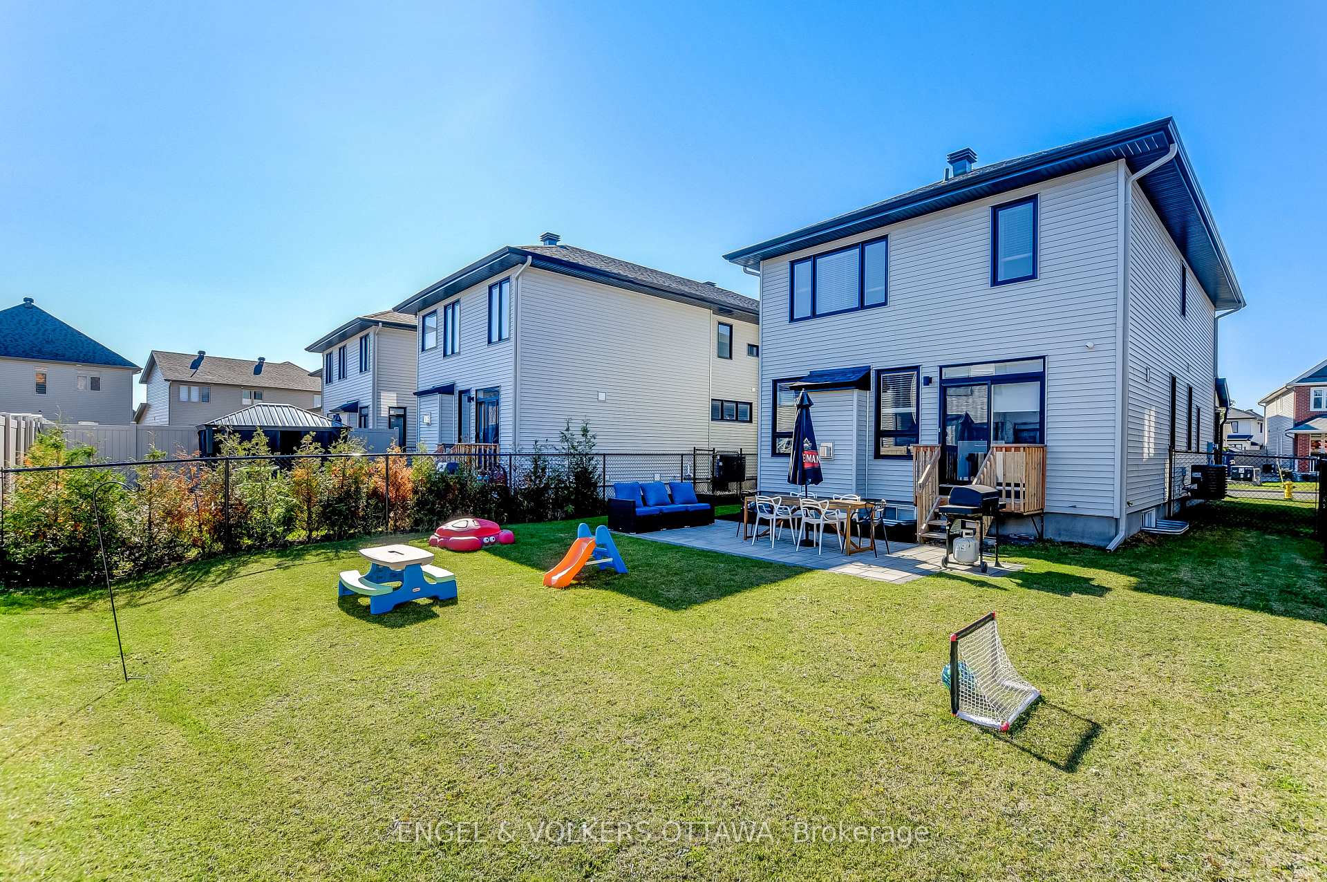 Photo 48 of 107 Dagenham Street, Ottawa, Stittsville (South) — HOMEH