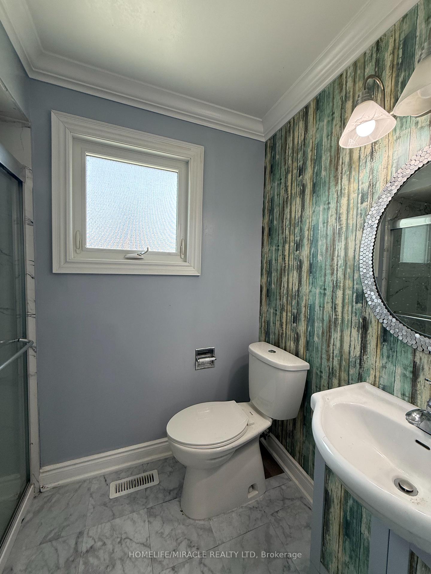 Photo 19 of 688 Highview Road, Pickering, Amberlea — HOMEH