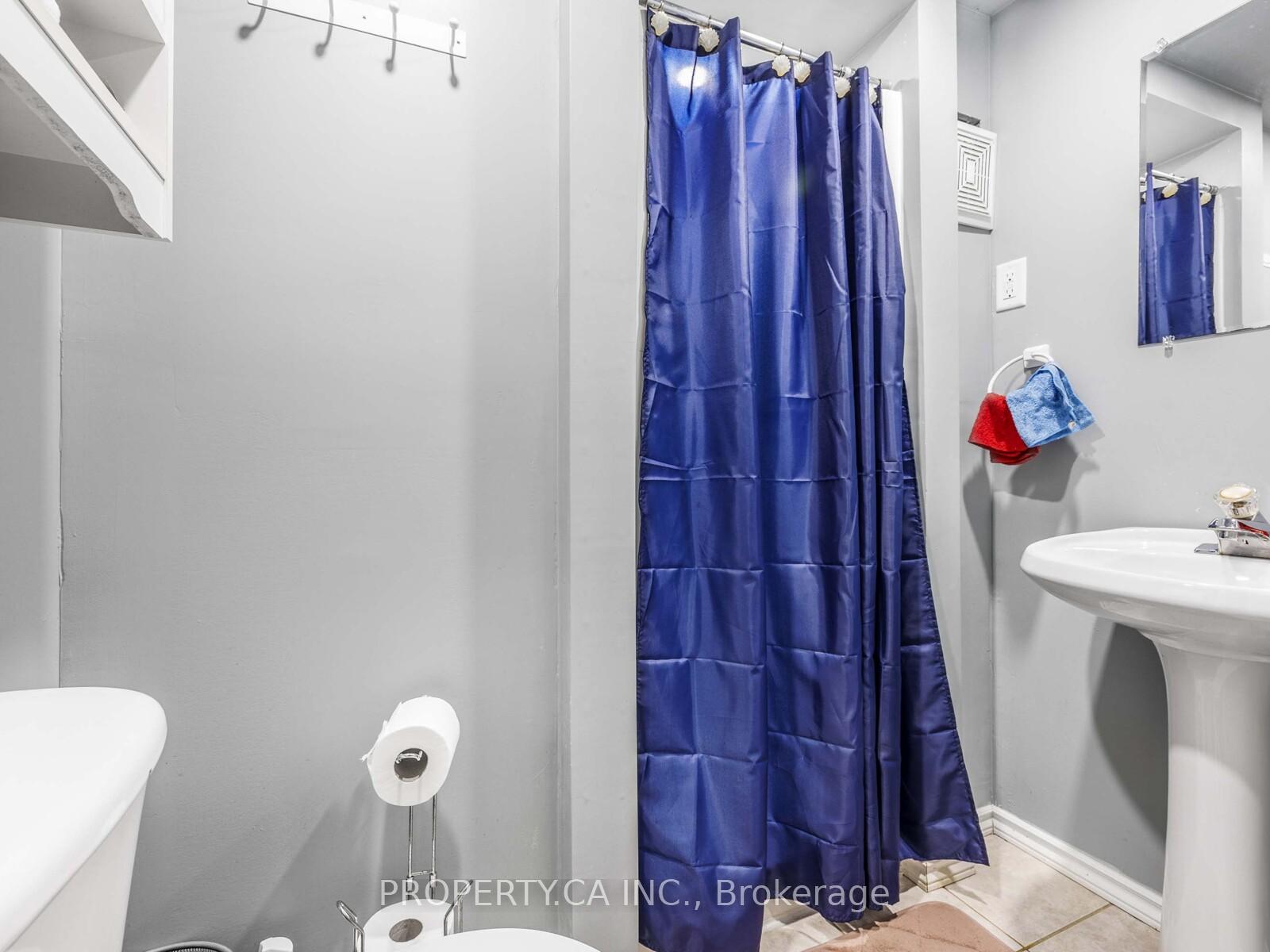 Photo 30 of 122 Roser Crescent, Clarington, Bowmanville — HOMEH