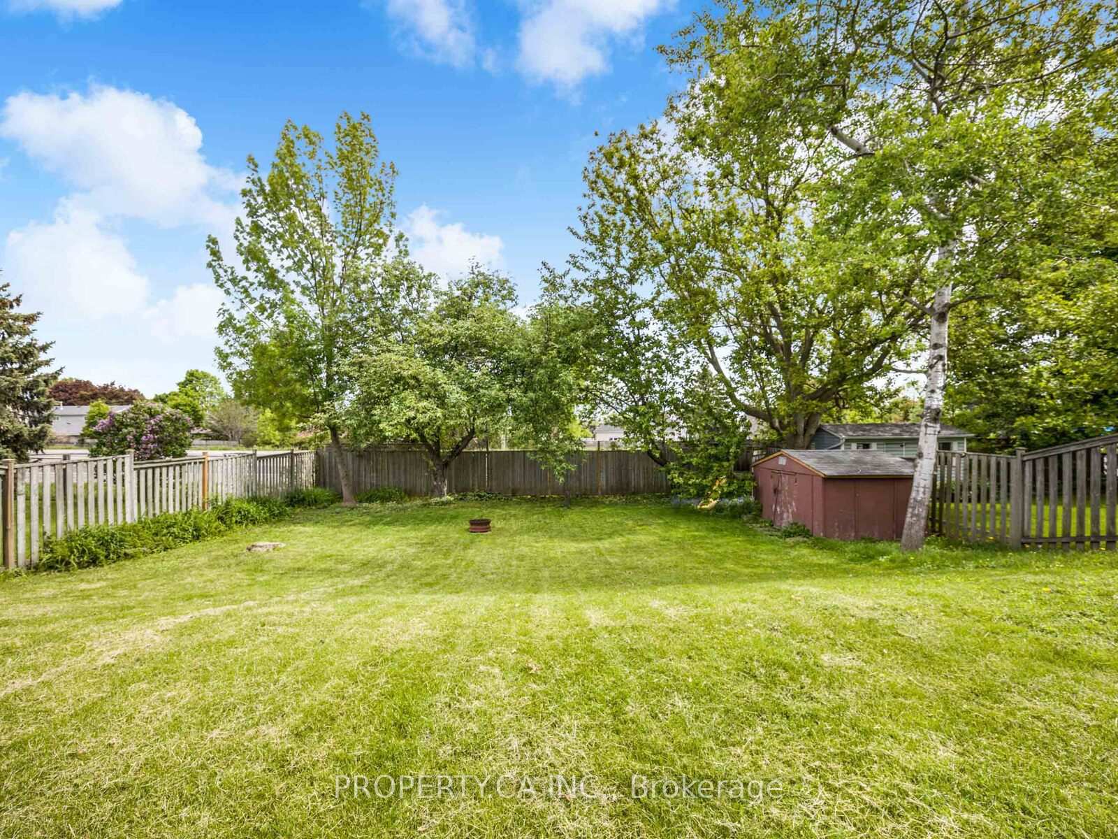 Photo 37 of 122 Roser Crescent, Clarington, Bowmanville — HOMEH