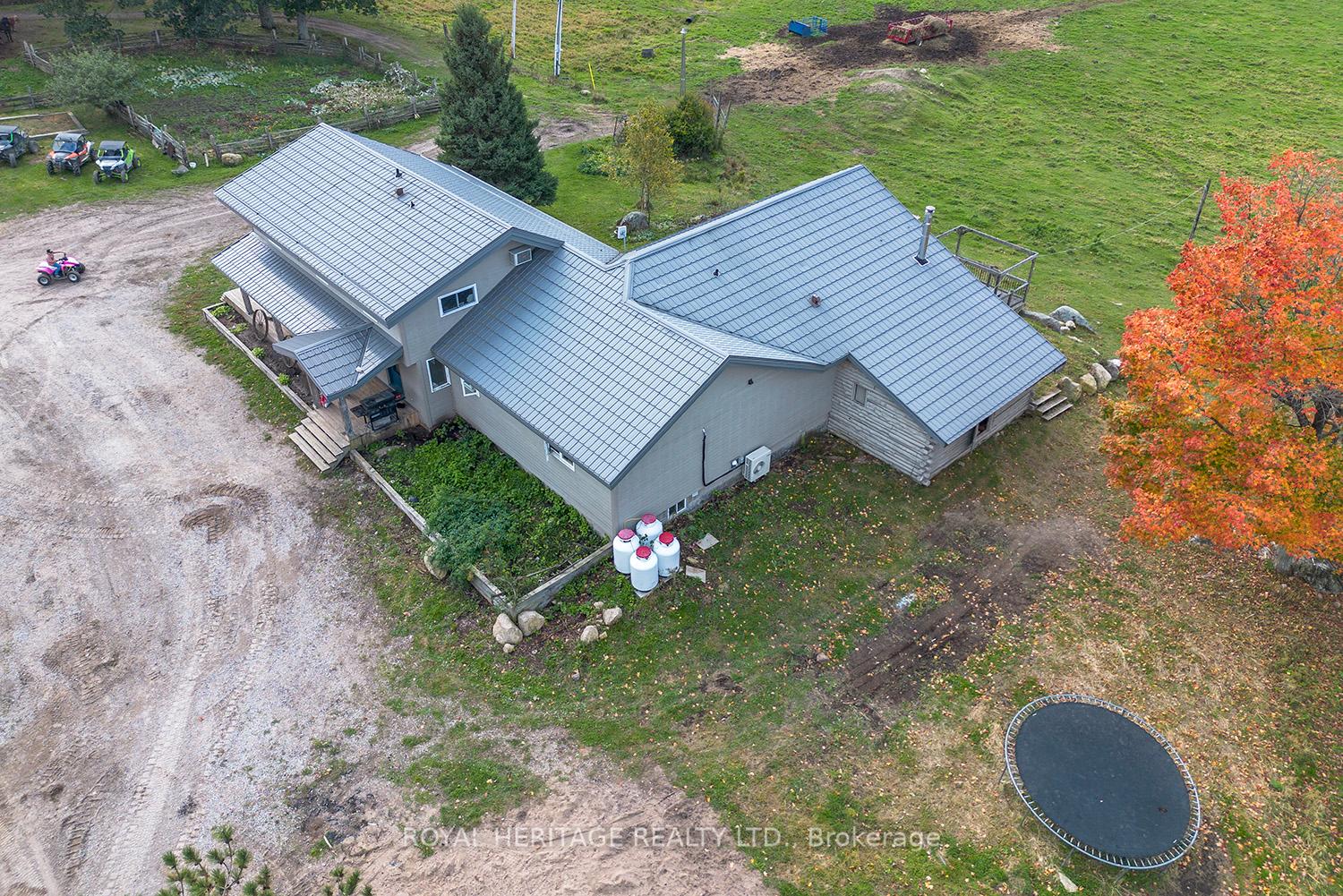 Photo 2 of 266 McFadden Line, Powassan — HOMEH
