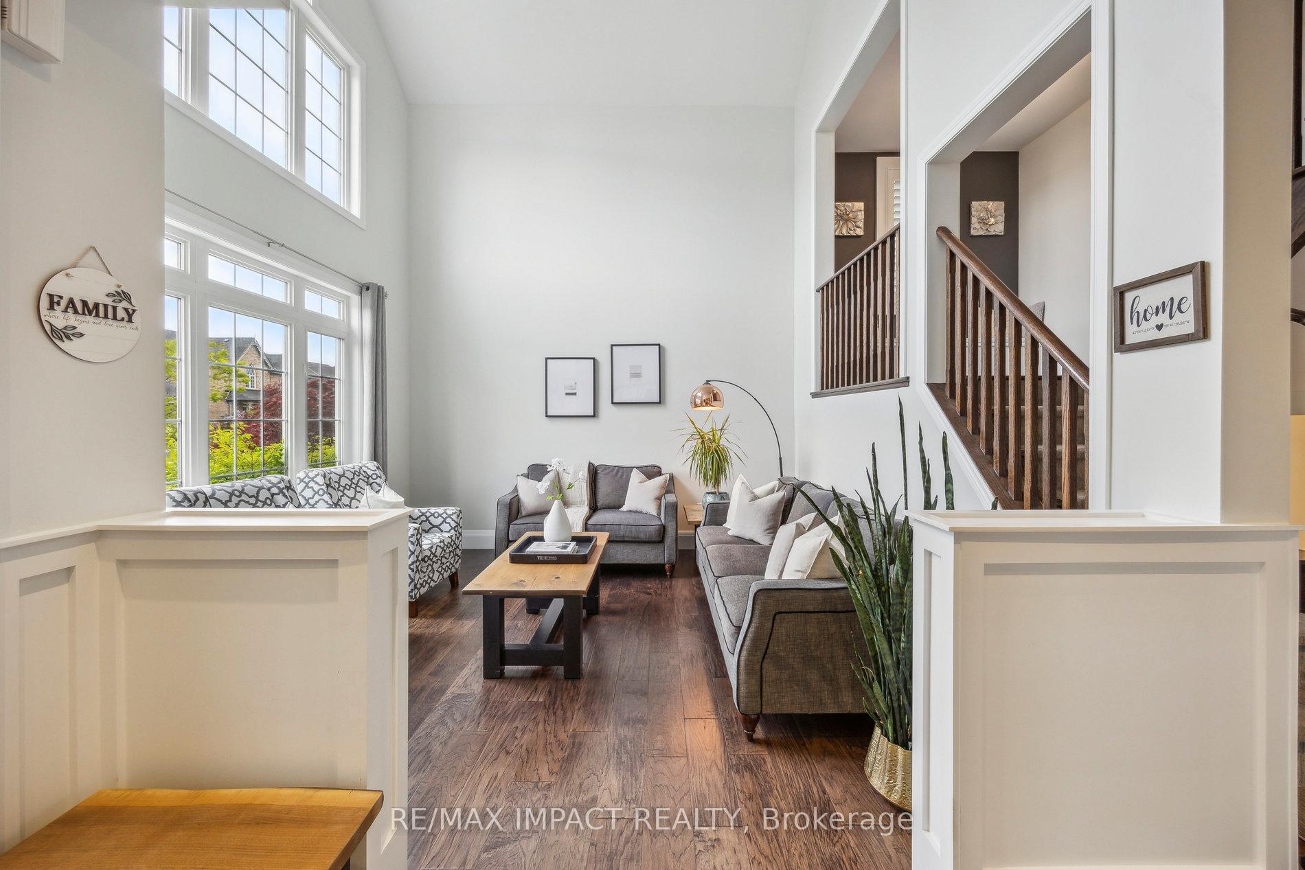 Photo 2 of 24 Brough Court, Clarington, Bowmanville — HOMEH