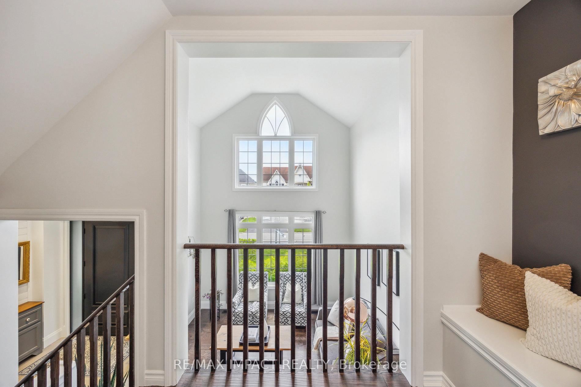 Photo 18 of 24 Brough Court, Clarington, Bowmanville — HOMEH
