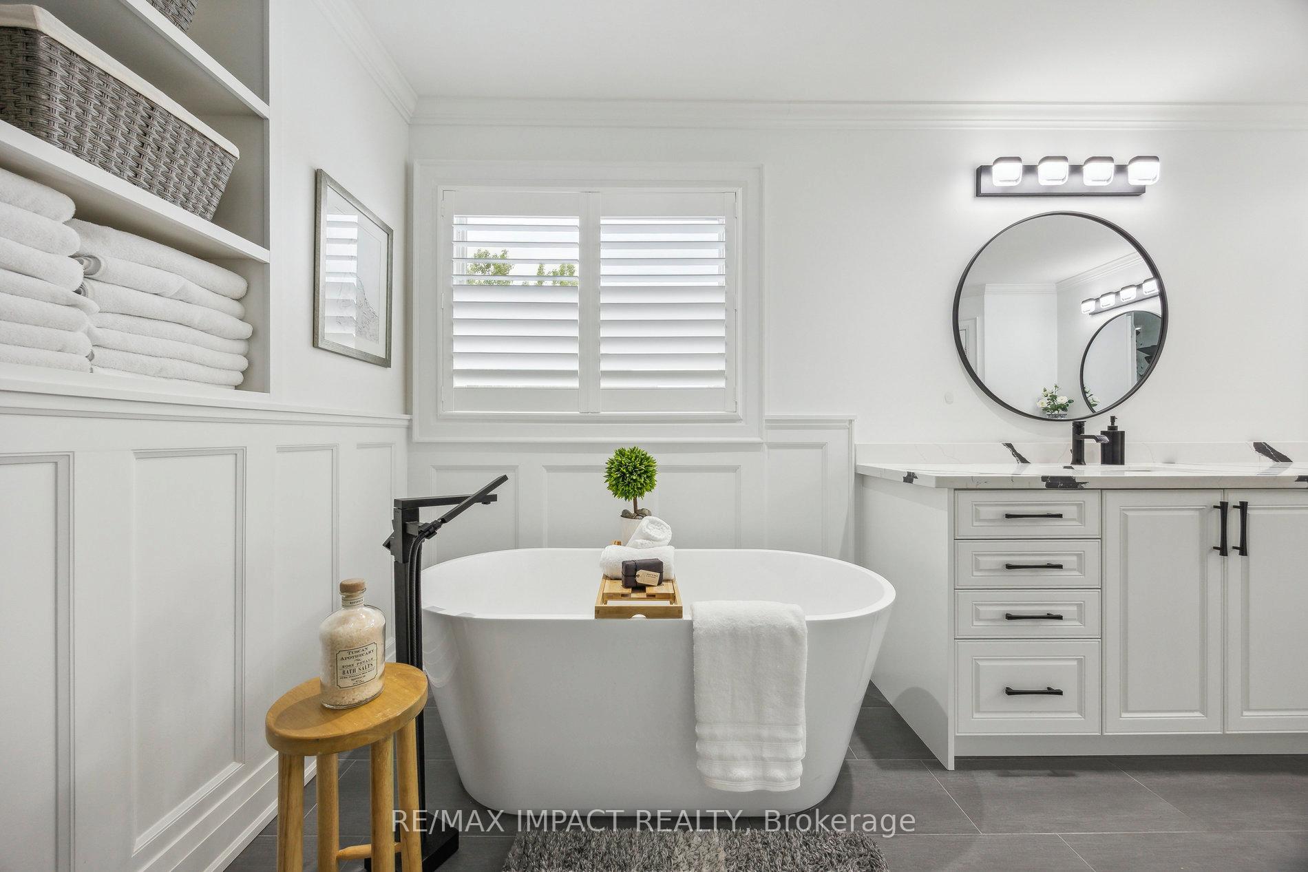 Photo 26 of 24 Brough Court, Clarington, Bowmanville — HOMEH