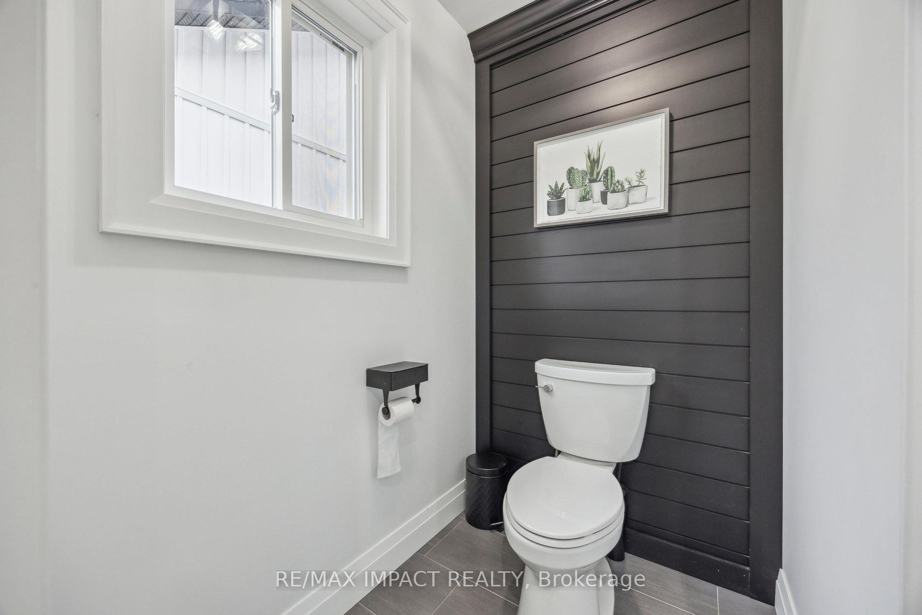 Photo 28 of 24 Brough Court, Clarington, Bowmanville — HOMEH