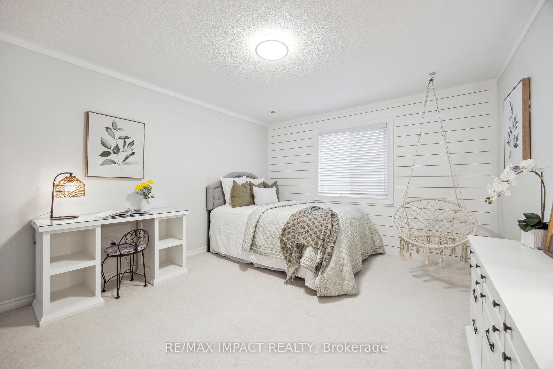 Photo 31 of 24 Brough Court, Clarington, Bowmanville — HOMEH