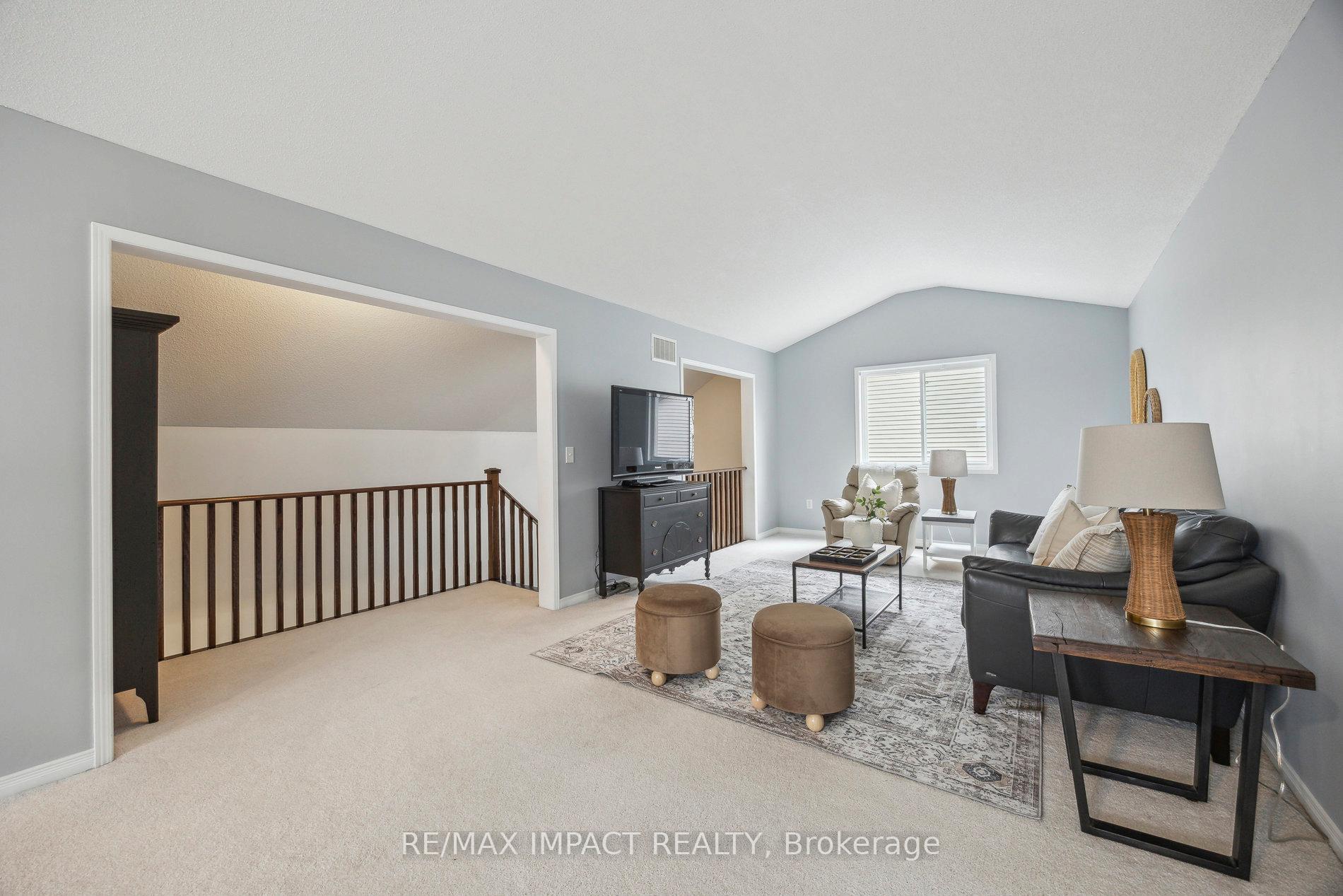 Photo 38 of 24 Brough Court, Clarington, Bowmanville — HOMEH