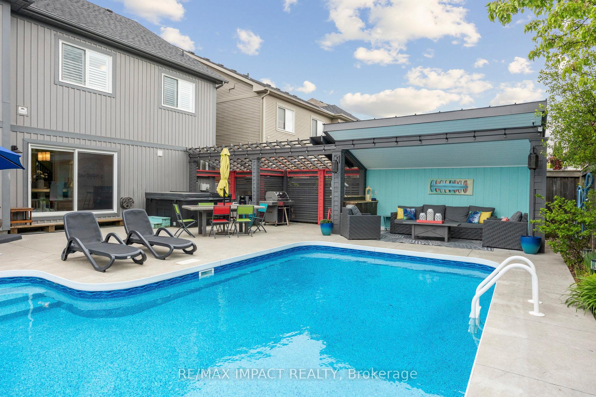 Photo 45 of 24 Brough Court, Clarington, Bowmanville — HOMEH